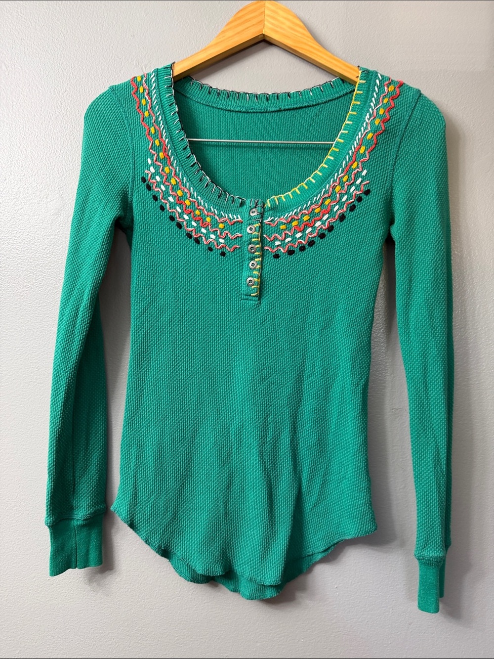 Urban Outfitters thermal embroidered Henley long sleeve shirt small